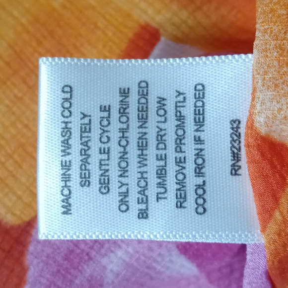 New York & Company Sheer PullOver Blouse Size Small Red Orange Purple - Picture 13 of 13